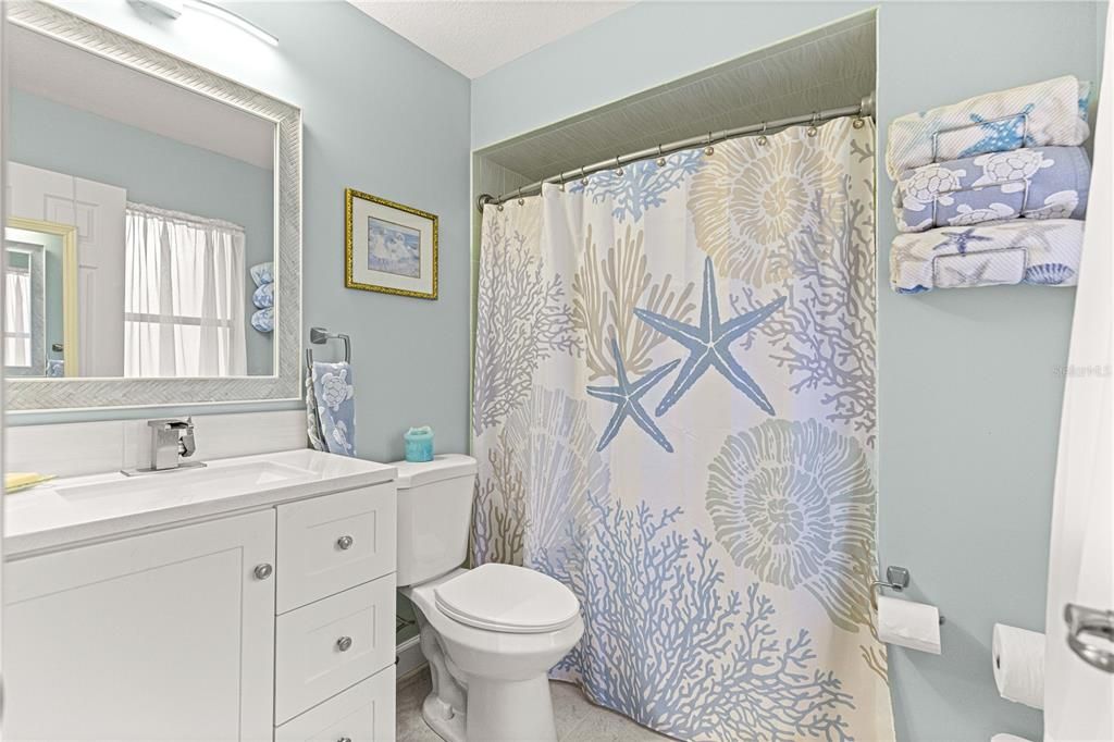 待售: $320,000 (3 贝兹, 2 浴室, 1256 平方英尺)