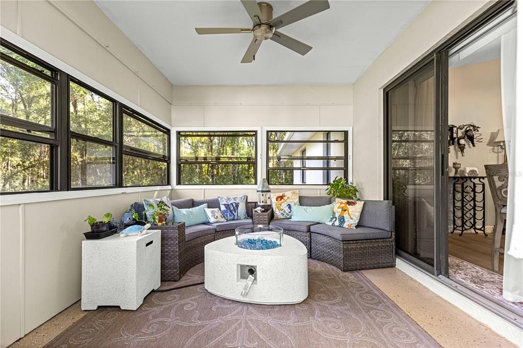 待售: $320,000 (3 贝兹, 2 浴室, 1256 平方英尺)