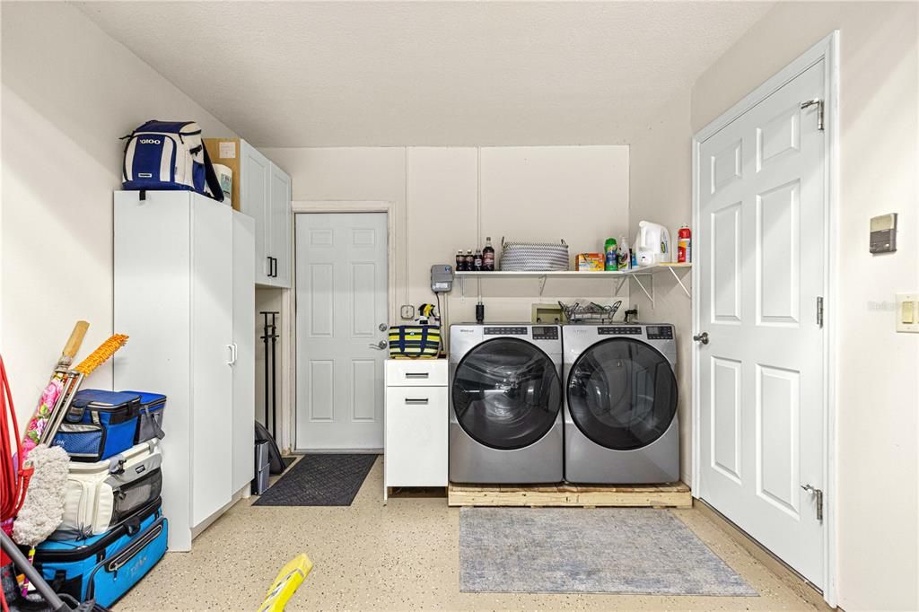 待售: $320,000 (3 贝兹, 2 浴室, 1256 平方英尺)