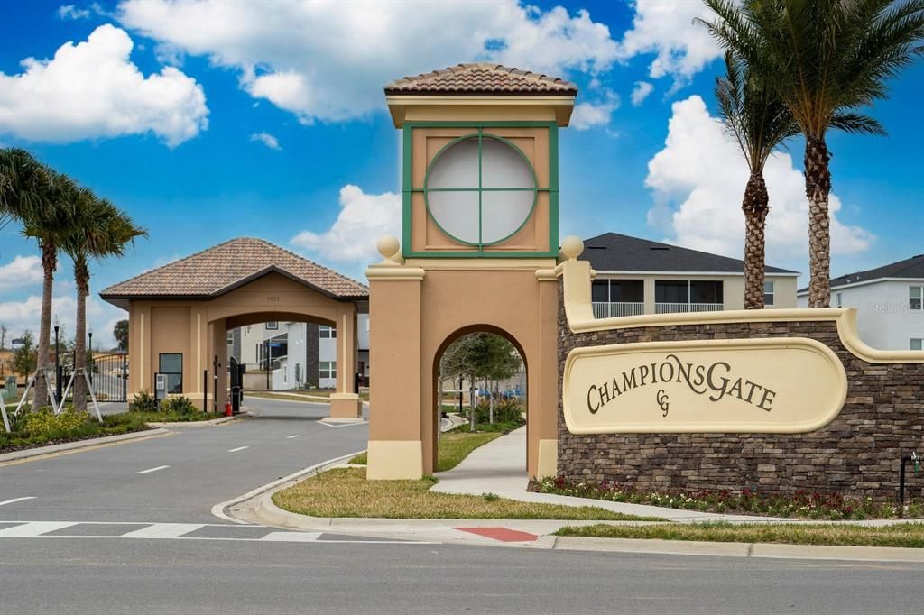 Activo con contrato: $384,900 (4 camas, 3 baños, 1914 Pies cuadrados)