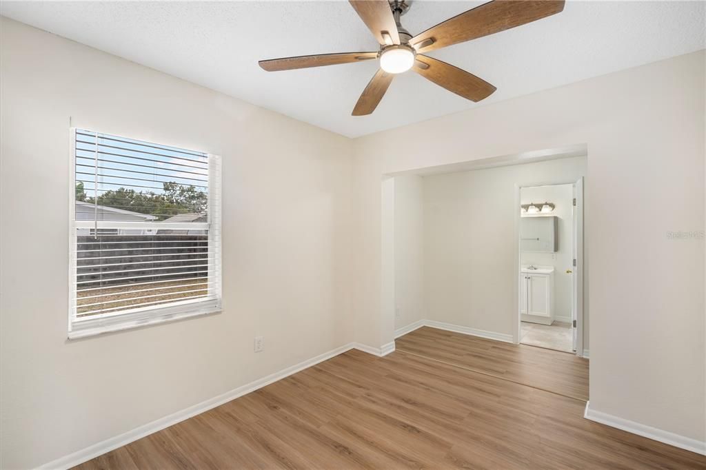 For Rent: $2,200 (3 beds, 2 baths, 1248 Square Feet)