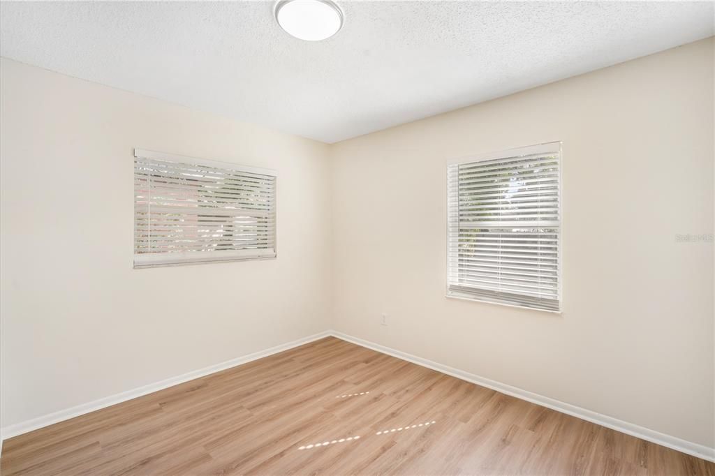 For Rent: $2,200 (3 beds, 2 baths, 1248 Square Feet)