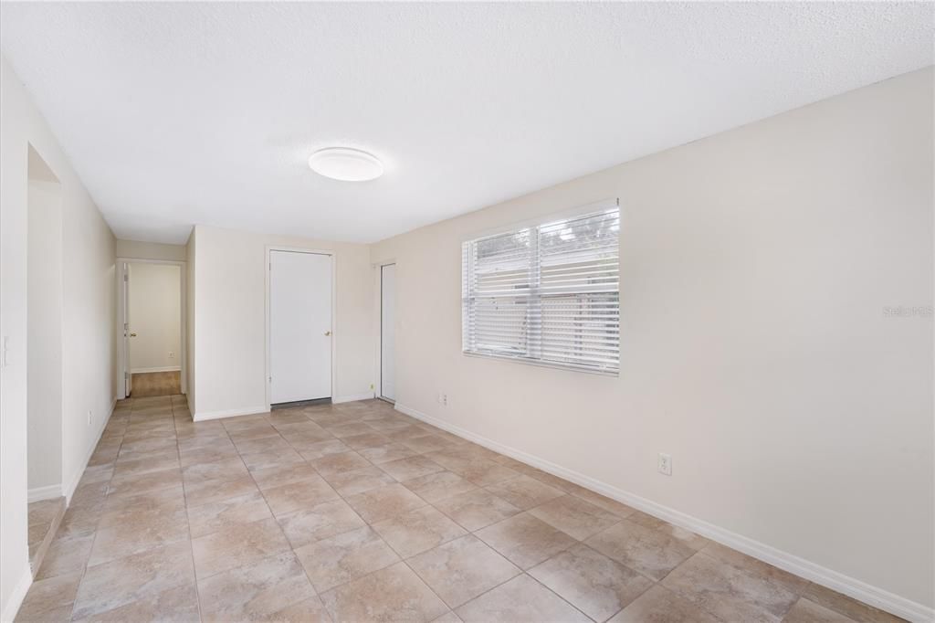 For Rent: $2,200 (3 beds, 2 baths, 1248 Square Feet)