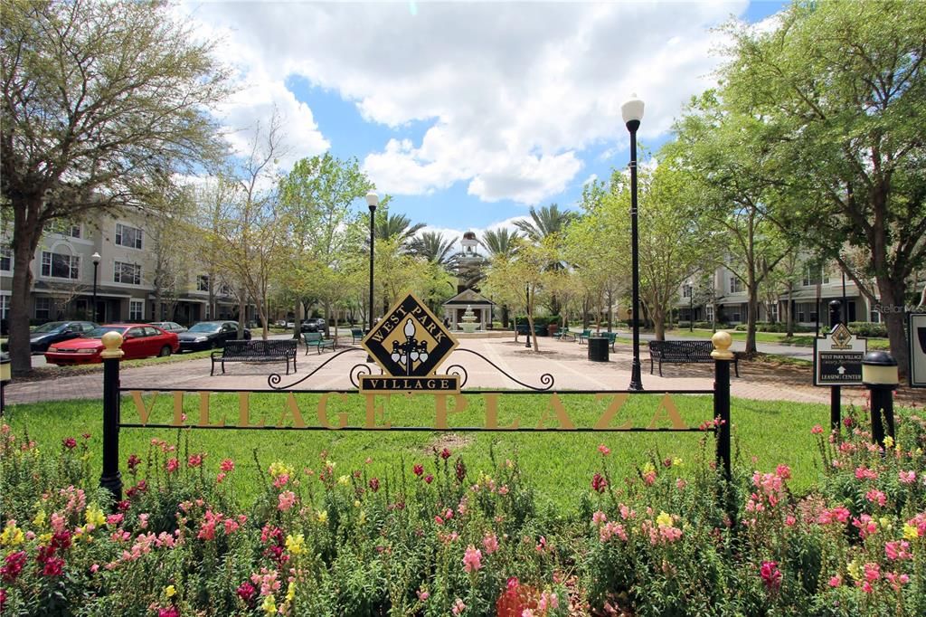 Active With Contract: $489,900 (3 beds, 2 baths, 2324 Square Feet)