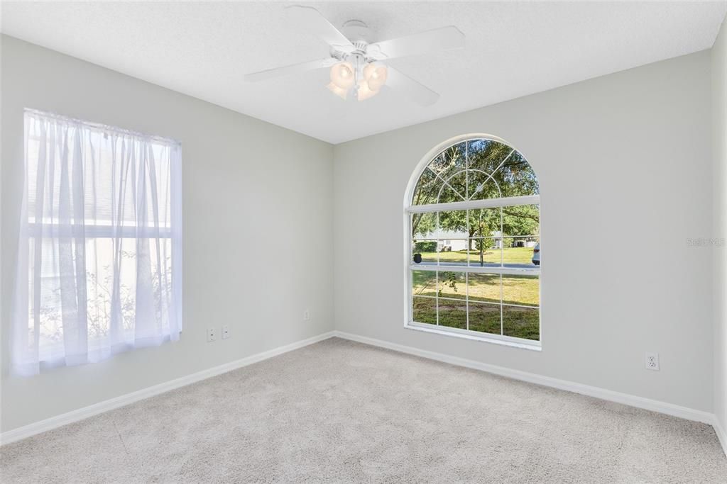 Active With Contract: $329,999 (3 beds, 2 baths, 1262 Square Feet)