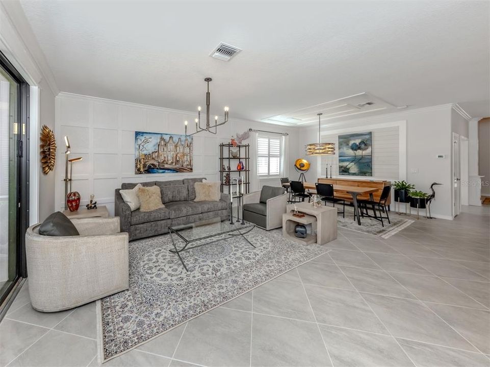 For Sale: $785,000 (3 beds, 3 baths, 2035 Square Feet)