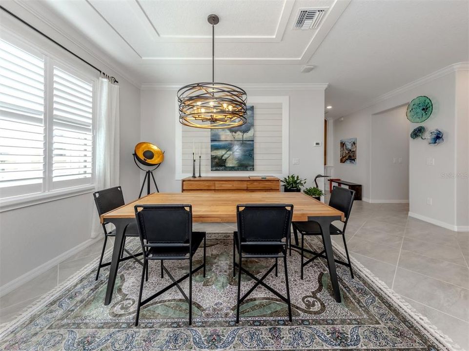 For Sale: $785,000 (3 beds, 3 baths, 2035 Square Feet)