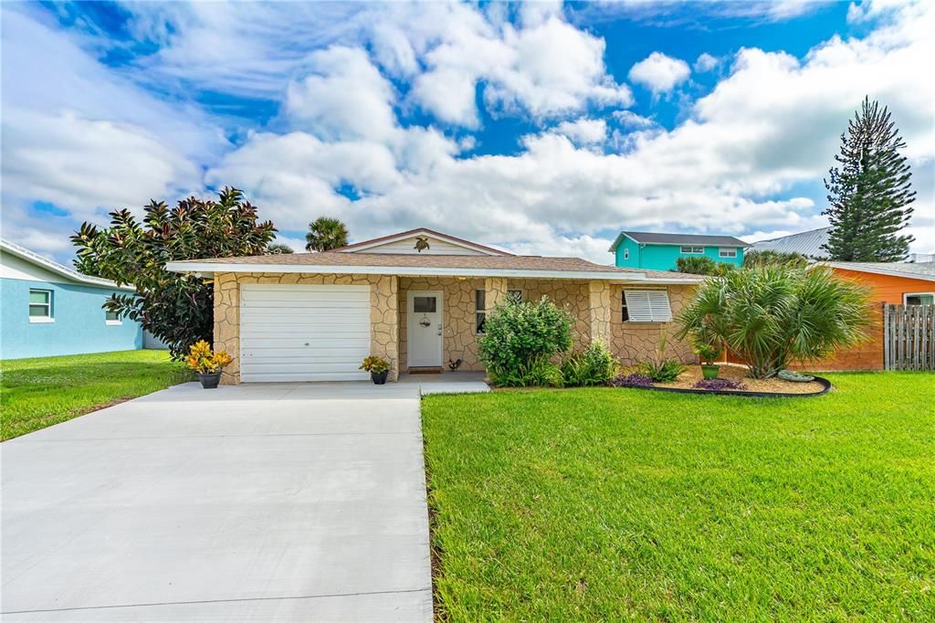 На продажу: $580,000 (3 спален, 1 ванн, 1168 Квадратных фут)