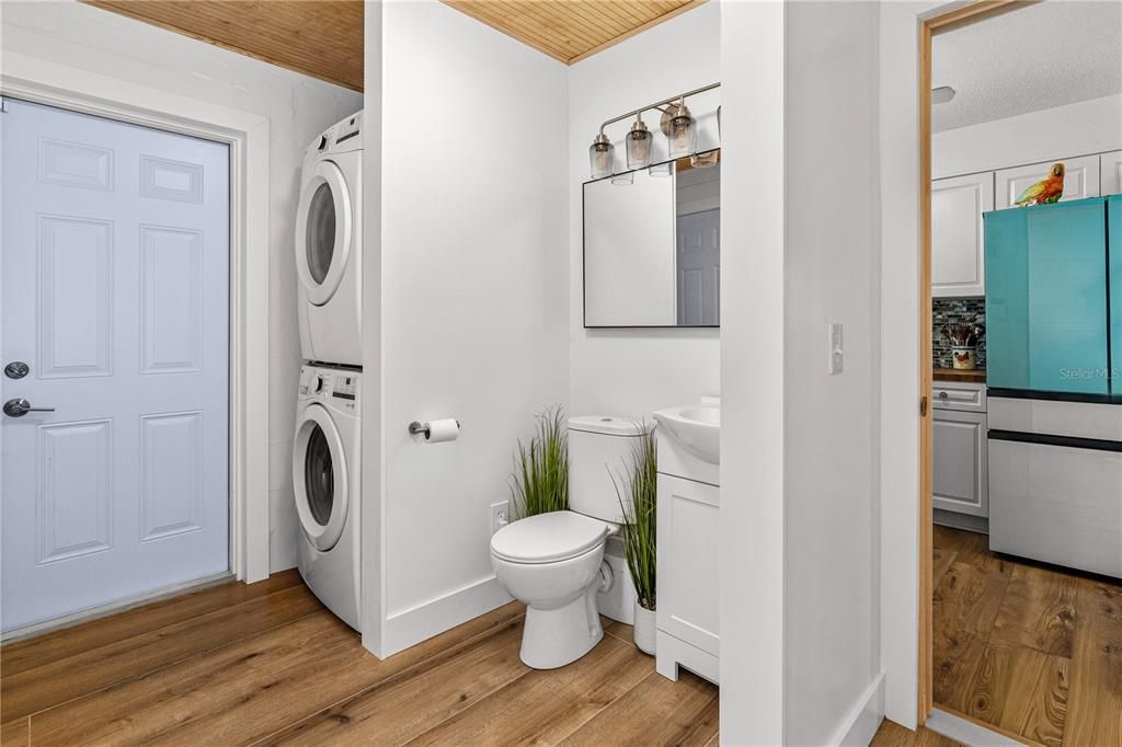 На продажу: $580,000 (3 спален, 1 ванн, 1168 Квадратных фут)