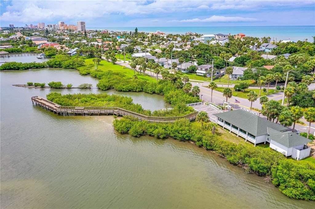 На продажу: $580,000 (3 спален, 1 ванн, 1168 Квадратных фут)