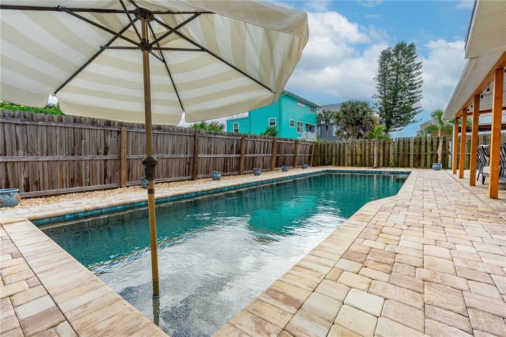 На продажу: $580,000 (3 спален, 1 ванн, 1168 Квадратных фут)