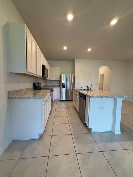 For Rent: $1,795 (3 beds, 2 baths, 1672 Square Feet)