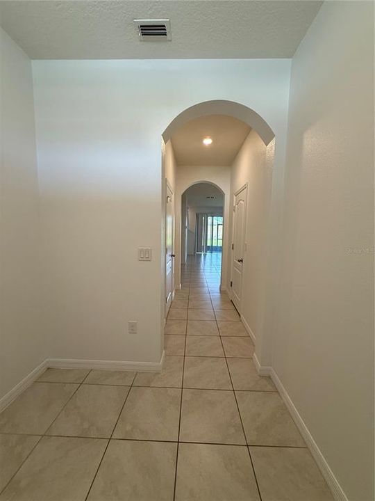 For Rent: $1,795 (3 beds, 2 baths, 1672 Square Feet)