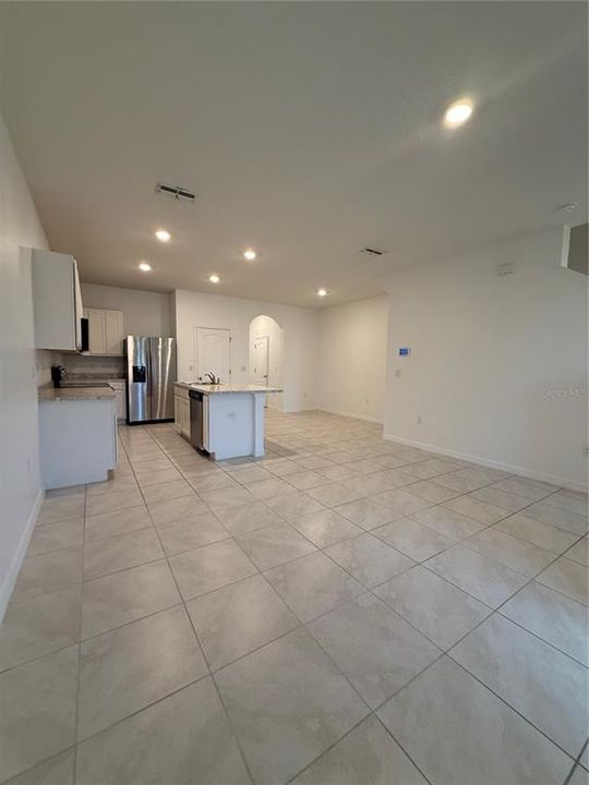 For Rent: $1,795 (3 beds, 2 baths, 1672 Square Feet)
