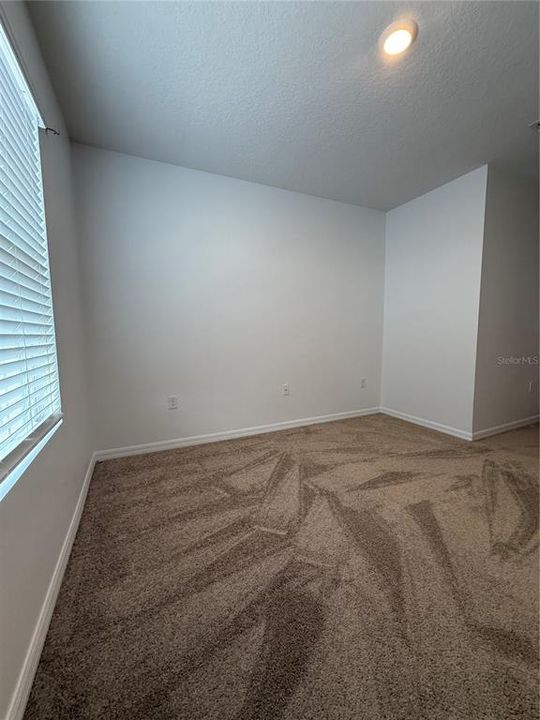 For Rent: $1,795 (3 beds, 2 baths, 1672 Square Feet)