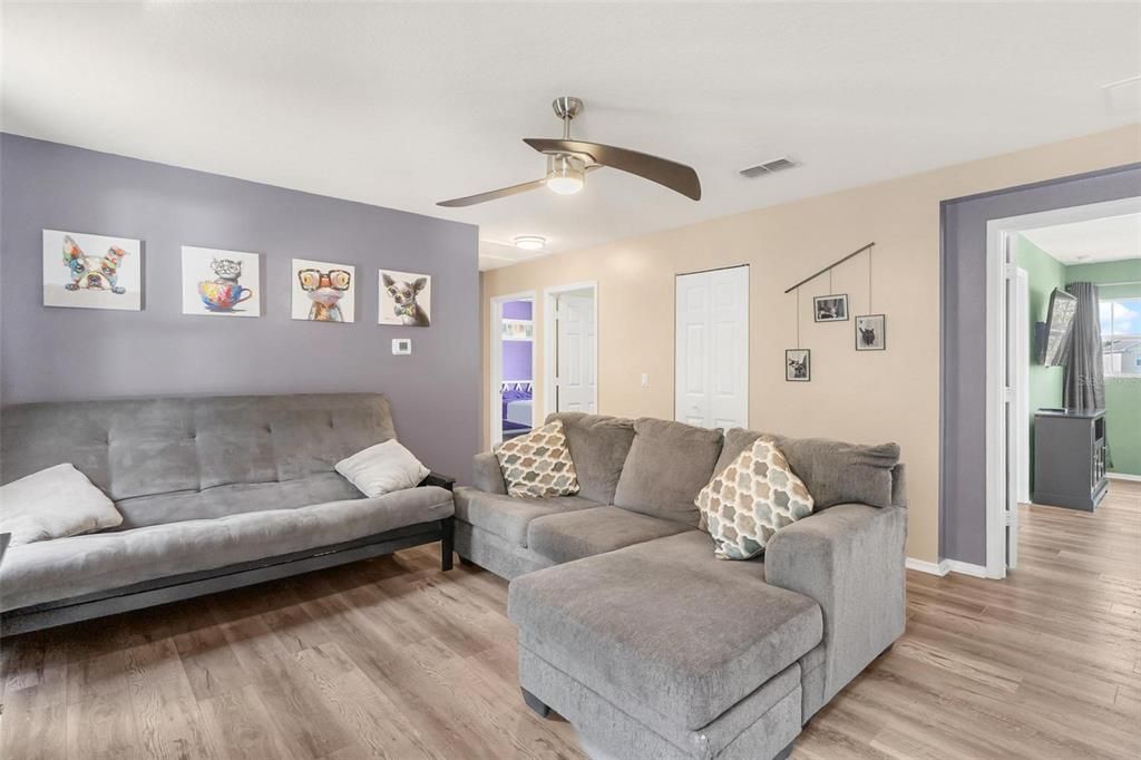 For Sale: $410,000 (3 beds, 2 baths, 2160 Square Feet)