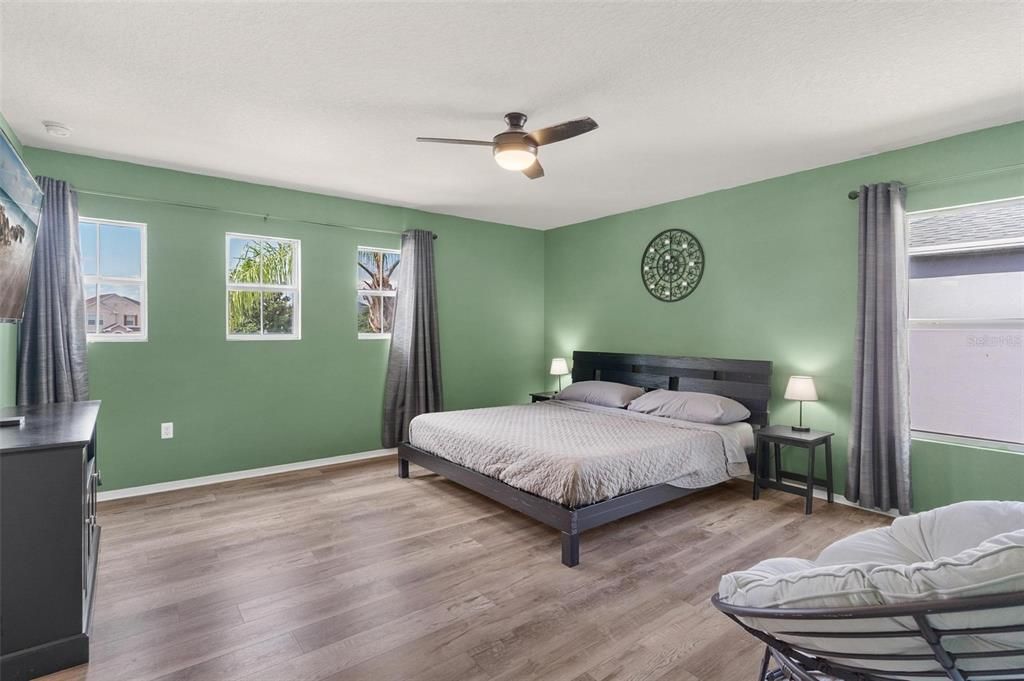 For Sale: $410,000 (3 beds, 2 baths, 2160 Square Feet)