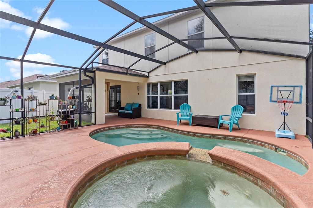 For Sale: $410,000 (3 beds, 2 baths, 2160 Square Feet)