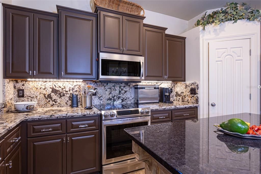 待售: $989,000 (3 贝兹, 3 浴室, 2752 平方英尺)