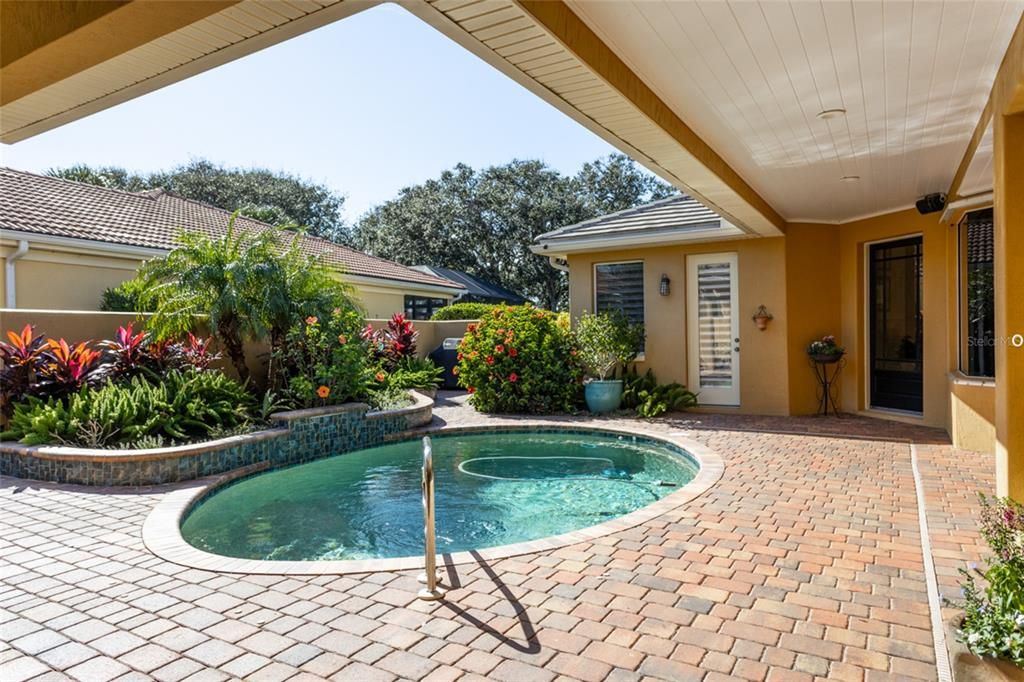 待售: $989,000 (3 贝兹, 3 浴室, 2752 平方英尺)