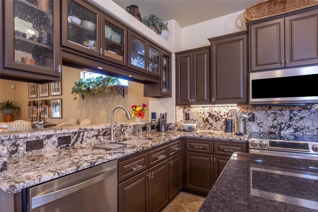 待售: $989,000 (3 贝兹, 3 浴室, 2752 平方英尺)