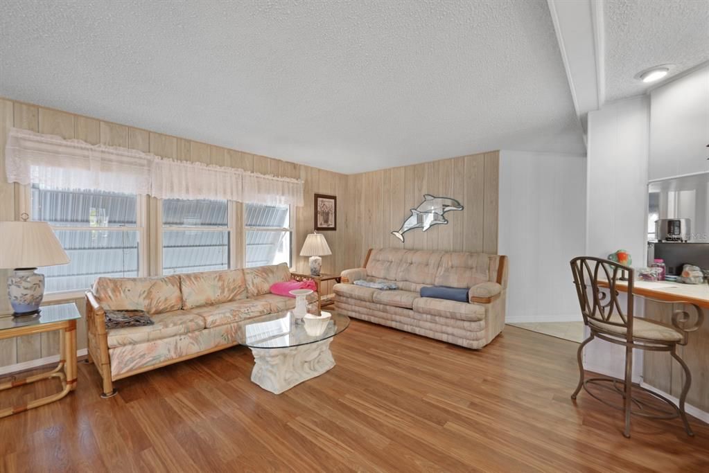 En Venta: $129,000 (2 camas, 2 baños, 1284 Pies cuadrados)