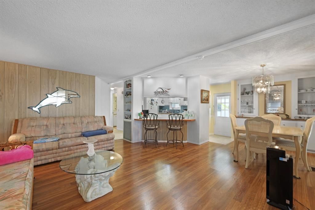 En Venta: $129,000 (2 camas, 2 baños, 1284 Pies cuadrados)