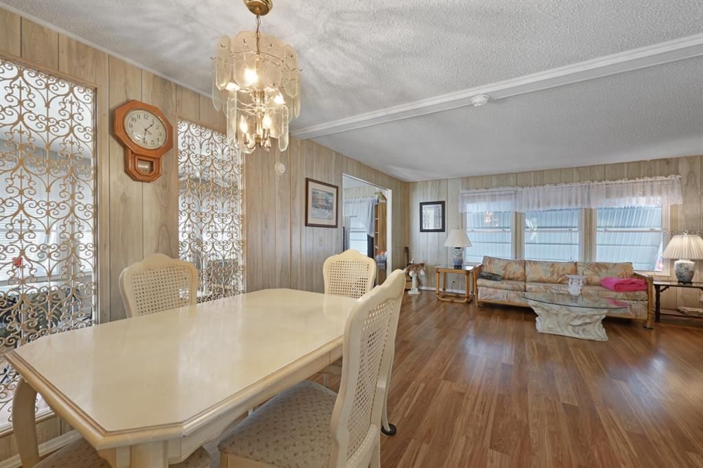 En Venta: $129,000 (2 camas, 2 baños, 1284 Pies cuadrados)