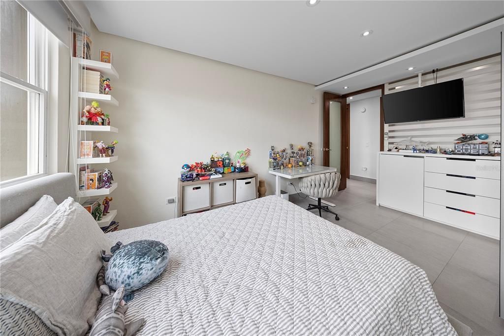 待售: $1,200,000 (3 贝兹, 2 浴室, 1754 平方英尺)