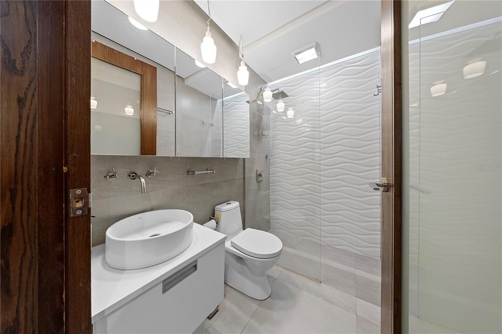 待售: $1,200,000 (3 贝兹, 2 浴室, 1754 平方英尺)