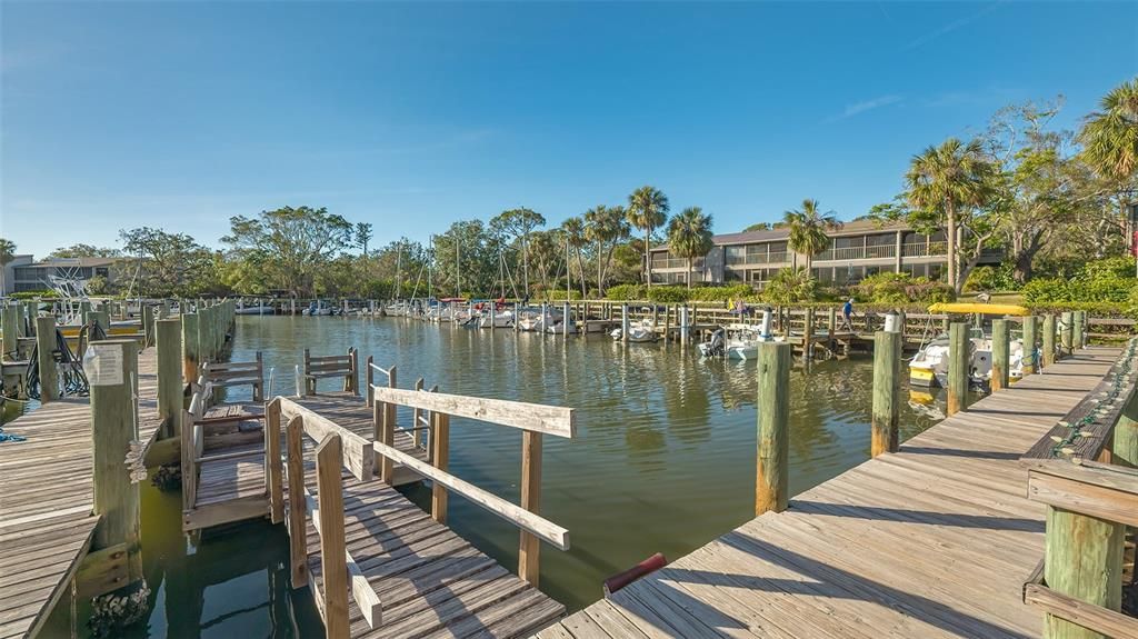 Active With Contract: $397,000 (2 beds, 3 baths, 1849 Square Feet)