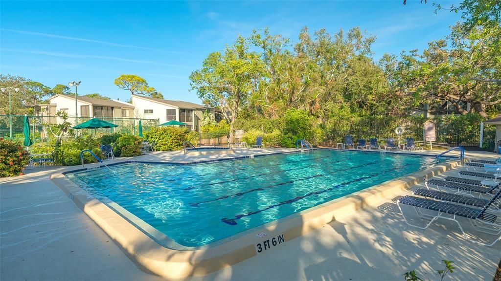 Active With Contract: $397,000 (2 beds, 3 baths, 1849 Square Feet)