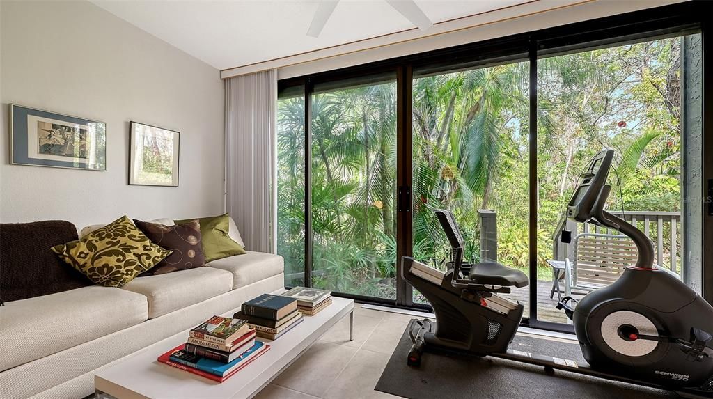 Active With Contract: $397,000 (2 beds, 3 baths, 1849 Square Feet)