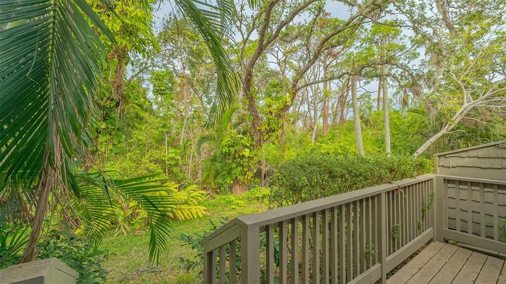 Active With Contract: $397,000 (2 beds, 3 baths, 1849 Square Feet)