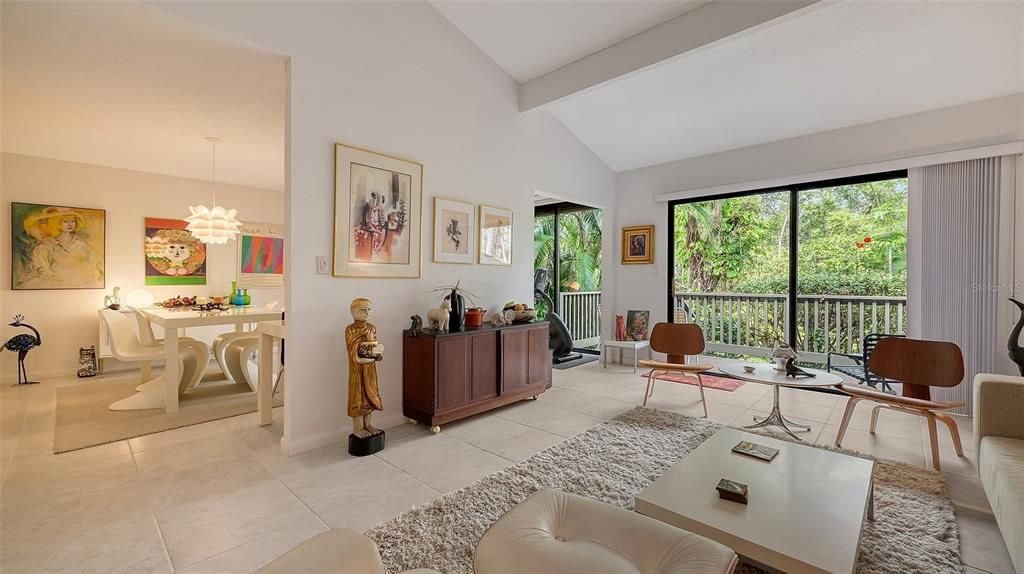 Active With Contract: $397,000 (2 beds, 3 baths, 1849 Square Feet)