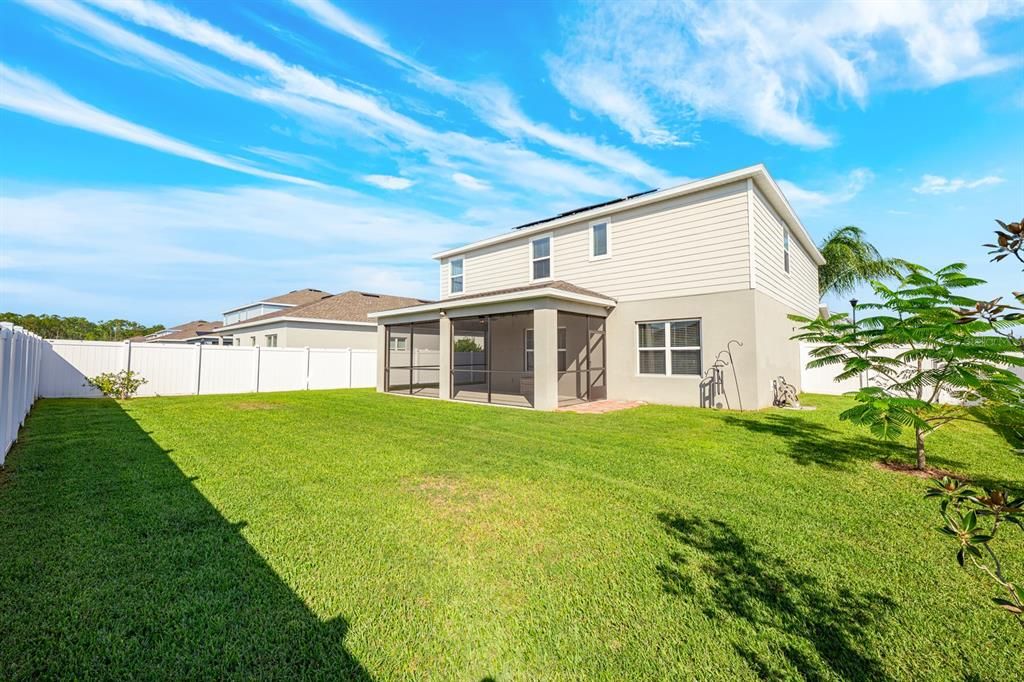 For Sale: $525,000 (5 beds, 2 baths, 2780 Square Feet)