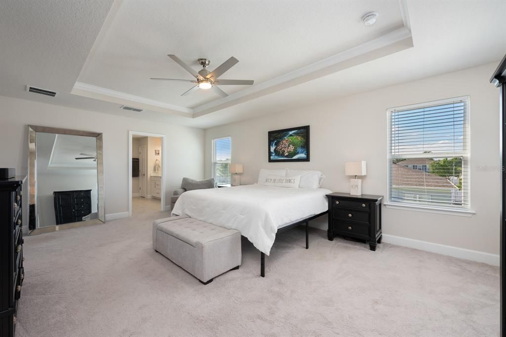 For Sale: $525,000 (5 beds, 2 baths, 2780 Square Feet)