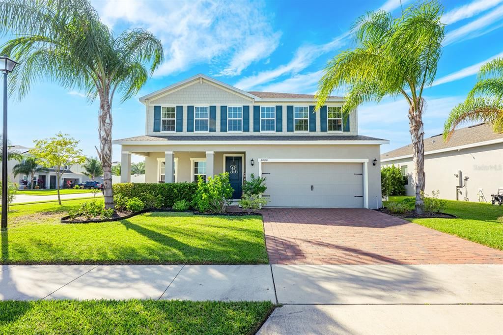 For Sale: $525,000 (5 beds, 2 baths, 2780 Square Feet)