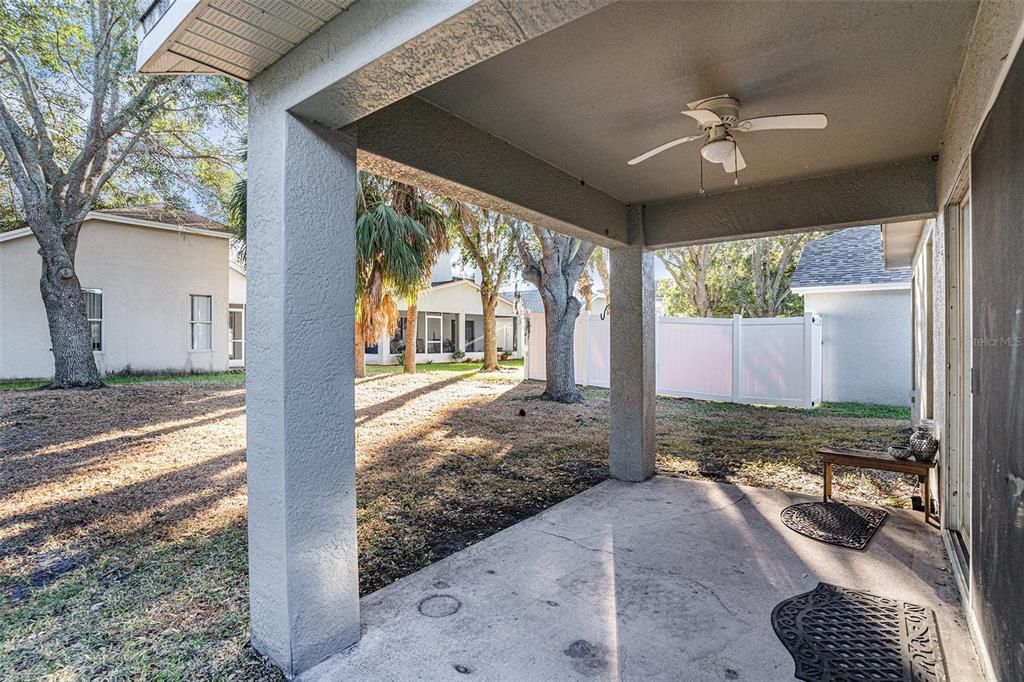 For Sale: $290,000 (3 beds, 2 baths, 1140 Square Feet)