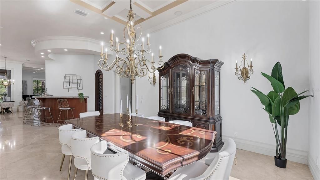 待售: $4,790,000 (5 贝兹, 5 浴室, 9101 平方英尺)