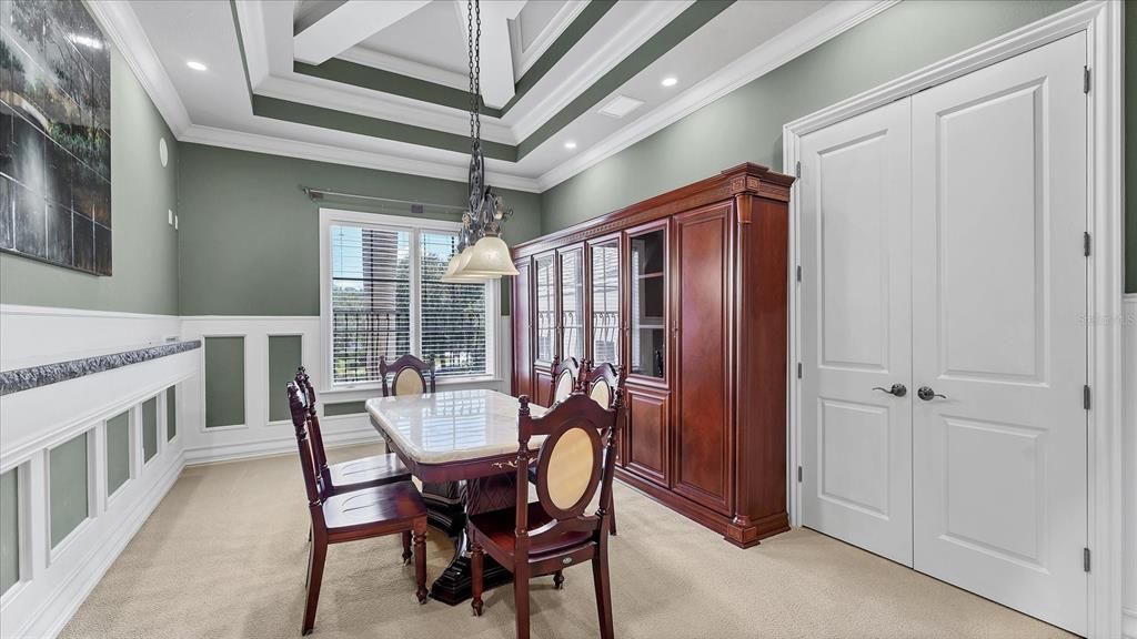 待售: $4,790,000 (5 贝兹, 5 浴室, 9101 平方英尺)