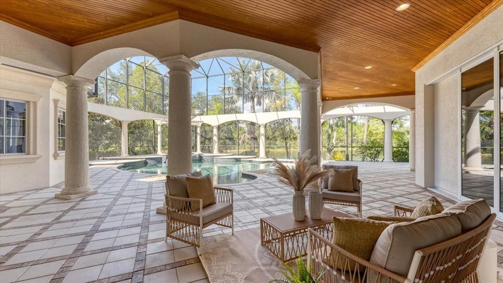 待售: $4,790,000 (5 贝兹, 5 浴室, 9101 平方英尺)