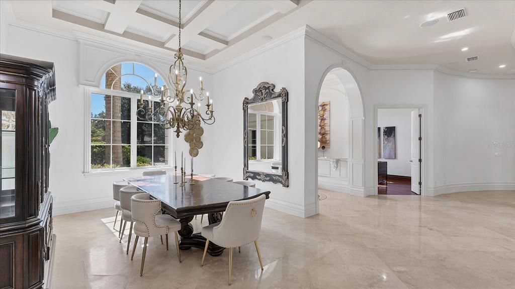 待售: $4,790,000 (5 贝兹, 5 浴室, 9101 平方英尺)