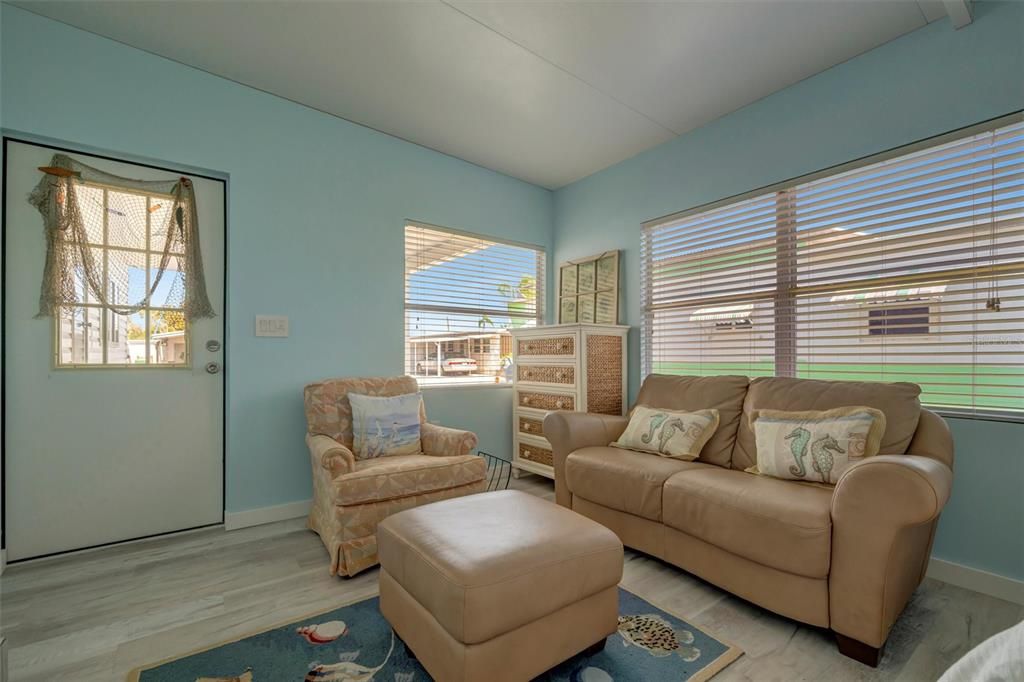 En Venta: $109,000 (2 camas, 1 baños, 714 Pies cuadrados)