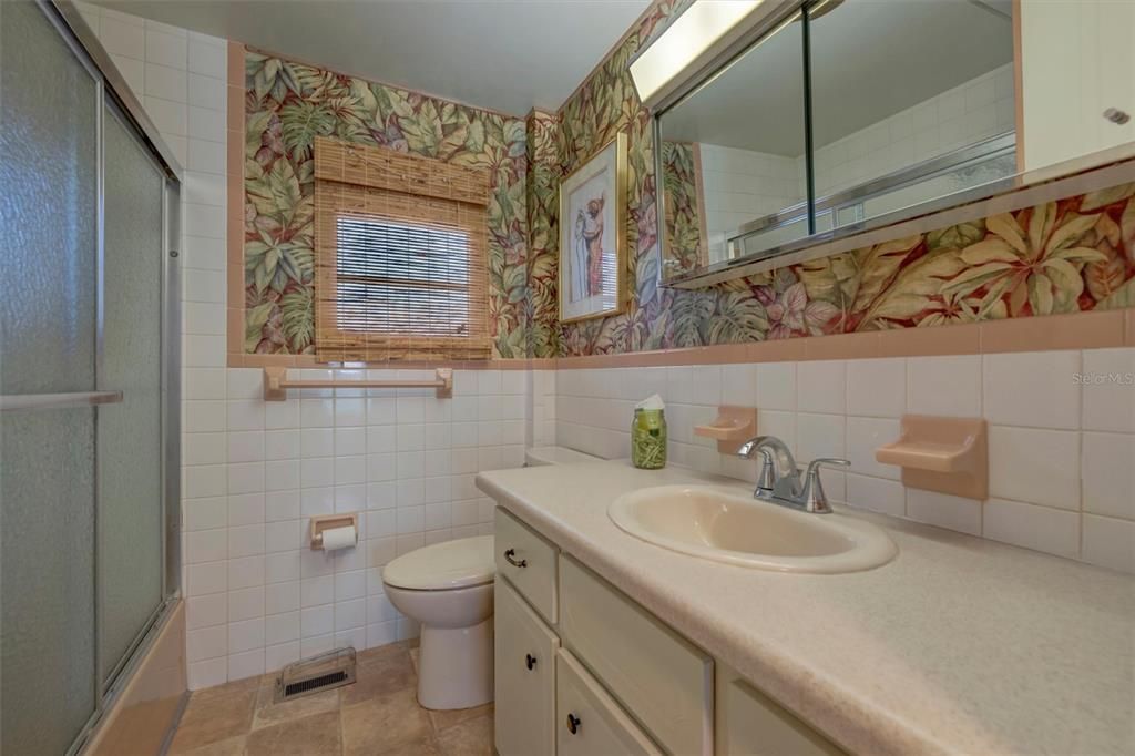 En Venta: $109,000 (2 camas, 1 baños, 714 Pies cuadrados)