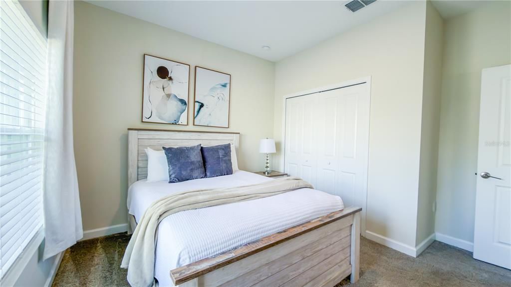 For Sale: $510,000 (5 beds, 4 baths, 2167 Square Feet)