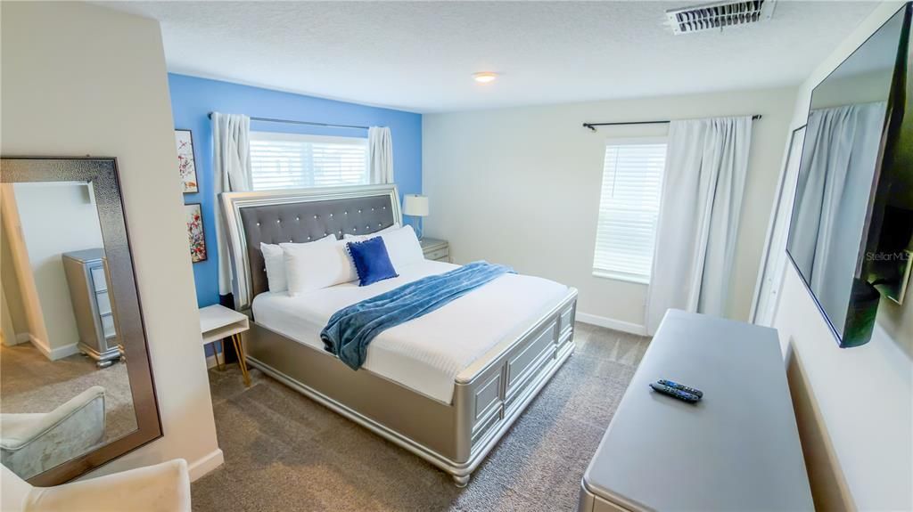 For Sale: $510,000 (5 beds, 4 baths, 2167 Square Feet)