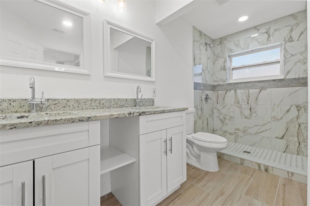 Под контрактом: $379,000 (3 спален, 2 ванн, 1528 Квадратных фут)