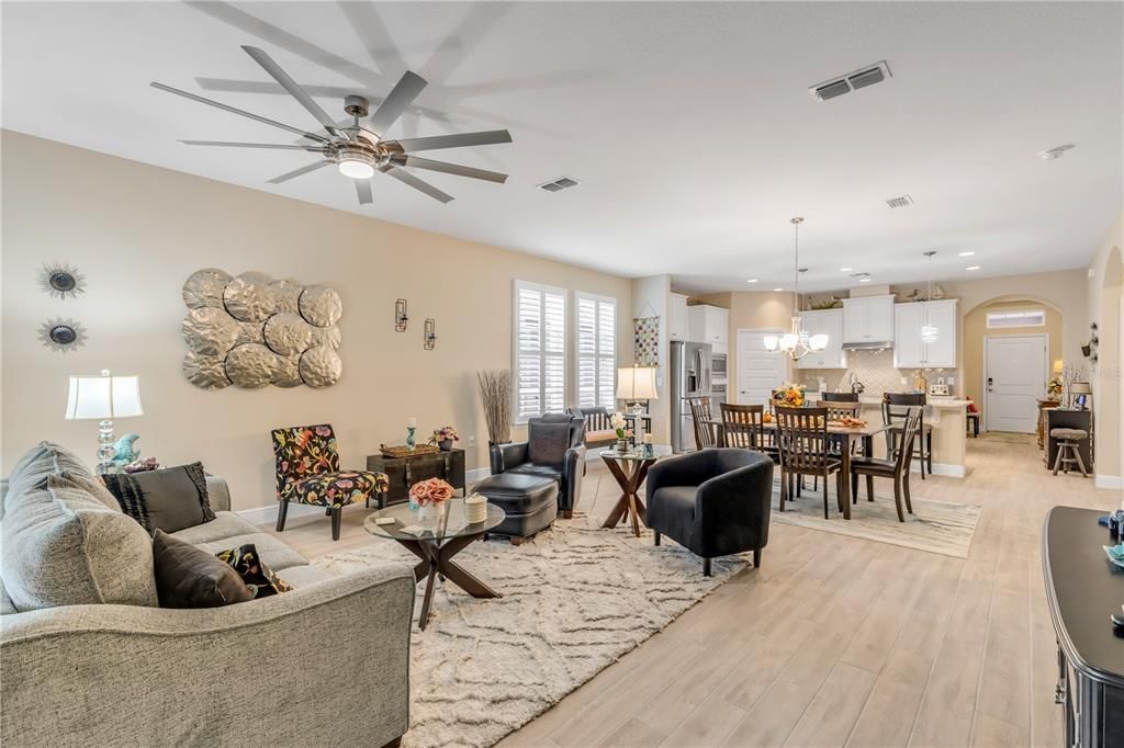 For Sale: $521,000 (3 beds, 3 baths, 2040 Square Feet)