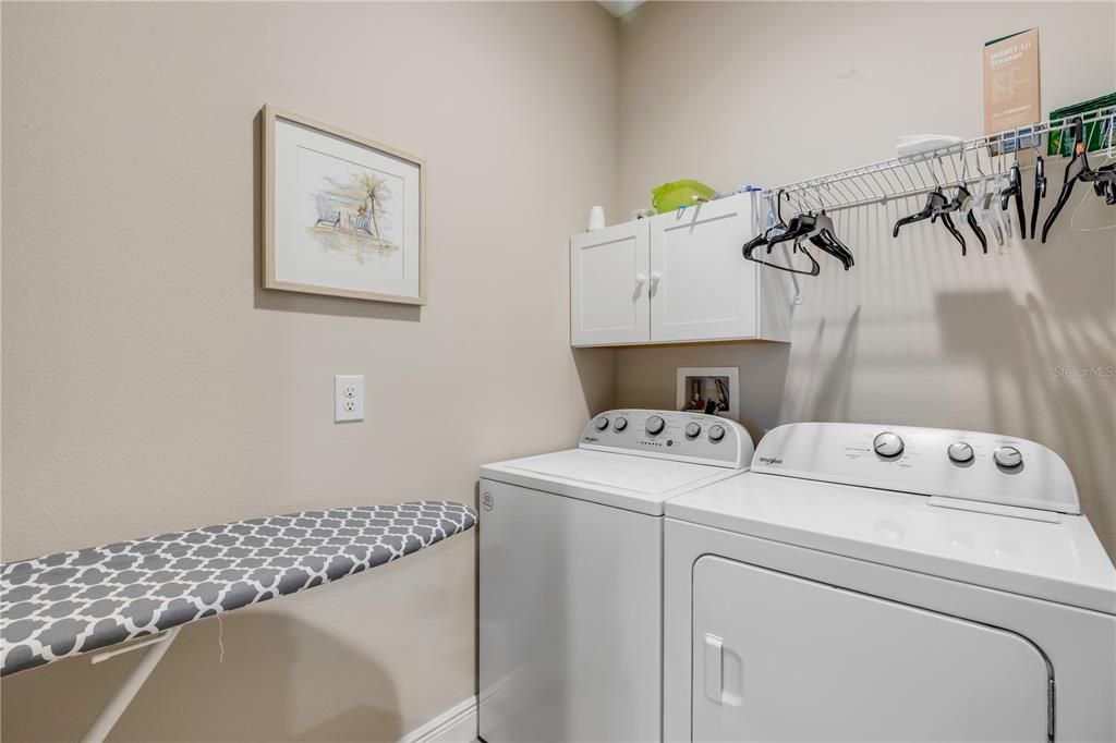 For Sale: $521,000 (3 beds, 3 baths, 2040 Square Feet)